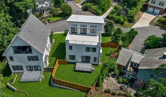 924 28TH St S, Arlington, VA 22202