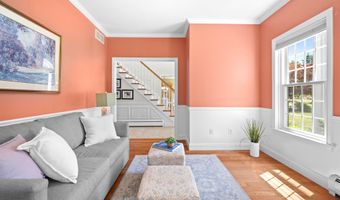 4 Monticello Dr, Amherst, NH 03031