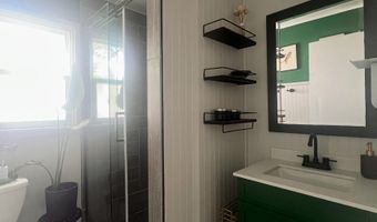 63 N 15th Ave, Beech Grove, IN 46107