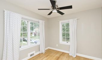 1820 LESLIE Ave, Alexandria, VA 22301