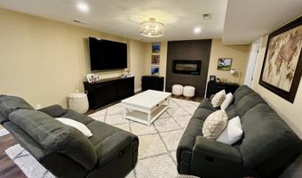 1209 NE 15th Ave, Aberdeen, SD 57401