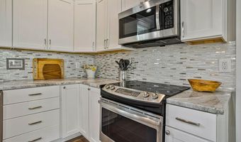 2978 VALLEY VIEW Rd, Annapolis, MD 21401