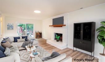 7111 Sythe Ct, Charlotte, NC 28226