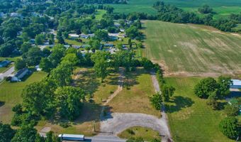 941 E Maumee St, Angola, IN 46703