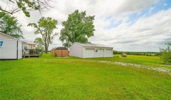 9012 NW State Route 52 Hwy, Amoret, MO 64722
