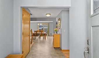 9630 SW ROBBINS Dr, Beaverton, OR 97008