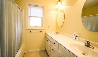 11474 W Laketowne Dr, Albertville, MN 55301