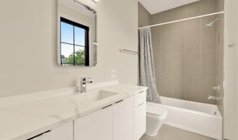 2100 4TH St NE #2, Washington, DC 20002