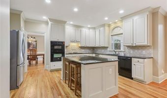 725 High Hampton Run, Alpharetta, GA 30022