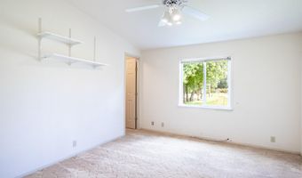 17055 Palm Ave, Anderson, CA 96007