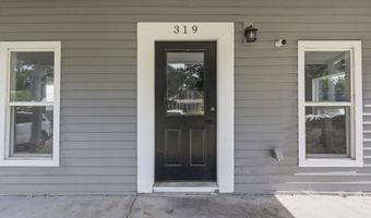 319 NE 6th St, Abilene, KS 67410