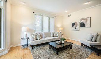 1544 Newport Creek Dr, Ann Arbor, MI 48103