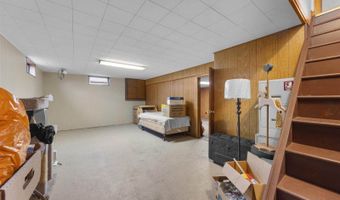 235 School St, Amherst, WI 54406