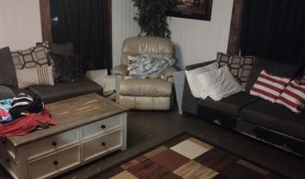 211 N Grand Ave, Ashley, IN 46705