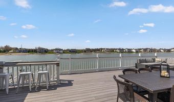 11325 Wake Dr, Allendale, MI 49401