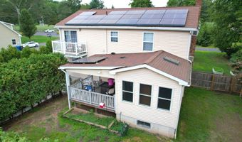 7 School St, Burlington, CT 06013