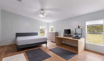 4689 NW 26th St, Bell, FL 32619