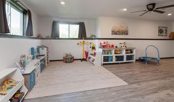 6478 MAIN St, Abrams, WI 54101