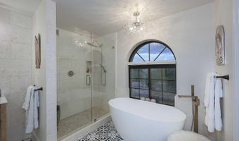 9446 E ROMPING Rd, Carefree, AZ 85377