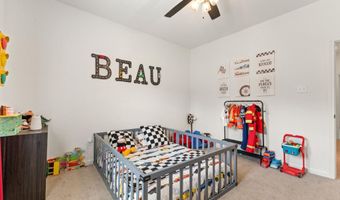18508 Parkway Pines Dr, Bauxite, AR 72011