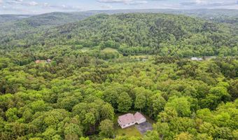 530 West Rd, Barnard, VT 05031