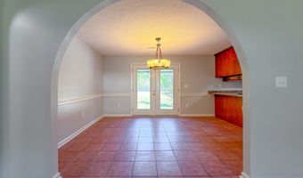 214 Riverchase Dr, Bainbridge, GA 39819