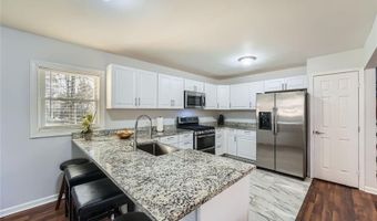 4809 Hemlock Dr SW, Austell, GA 30106
