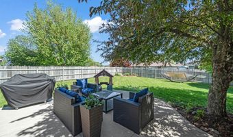 947 11th Ave SE, Altoona, IA 50009
