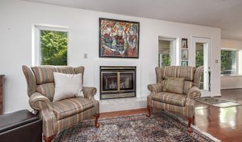2 Dominar Pl, Hot Springs Village, AR 71909