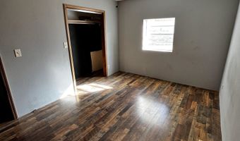 521 W First St, Beaver, OK 73932