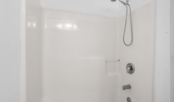 1901 Alpine Trl, Toms River, NJ 07753