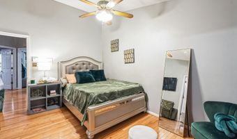 822 FARAWAY Ct, Bowie, MD 20721