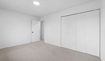 870 Sunset Dr, Fallon, NV 89406