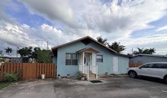 208 NW Avenue H Pl, Belle Glade, FL 33430