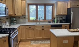 650 S 7th St, Akron, IA 51001