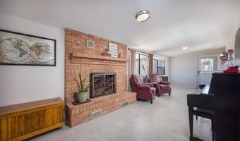 370 E Silverwood Ln, Benson, AZ 85602