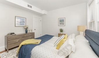 172 Boylston 3, Boston, MA 02130