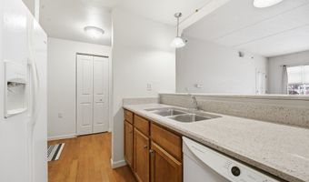 400 N RICHMOND St 113, Appleton, WI 54911