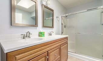 19939 N GREENVIEW Dr, Sun City West, AZ 85375