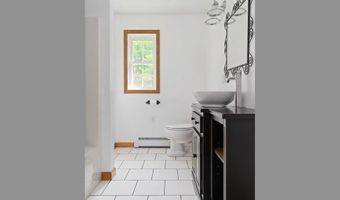 298 Canonchet Rd, Hopkinton, RI 02873