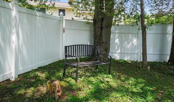 50 Meadow Ln, Albany, NY 12208