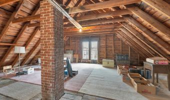 19 Church St, Alton, NH 03809
