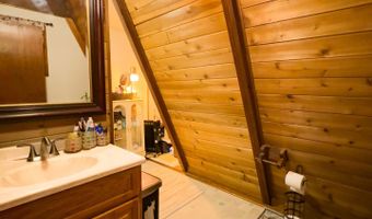 2063- A MARBLE VALLEY BASIN Rd, Addy, WA 99101