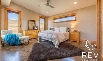 21 Tailwinds Dr, Cody, WY 82414