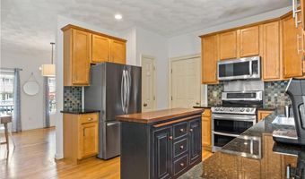 7 Mountain Laurel Dr, Coventry, RI 02816