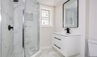 14 Byrne Pl, Bergenfield, NJ 07621