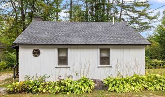 31 Water St #3, Bradford, NH 03221