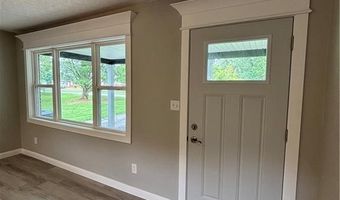 2318 N Lakeview Dr, Austin, IN 47102