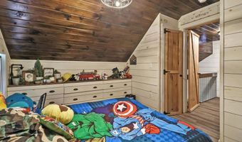 2230 Shirley Rd, Allardt, TN 38504