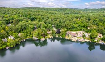 2100 Lakeside Dr, Alloway, NJ 07422